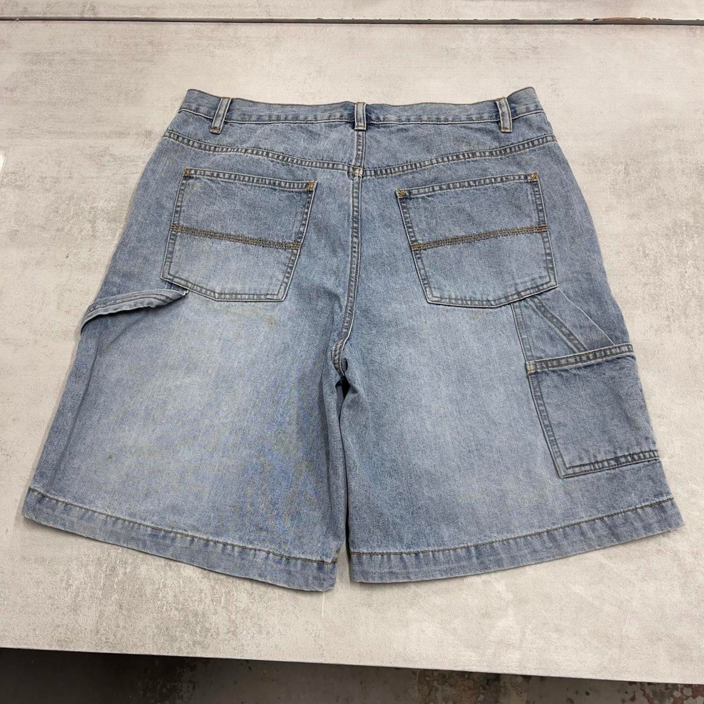 Baggy carpenter jorts W34
