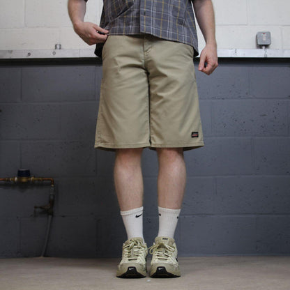 Dickies chino shorts loose carpenter khaki Twill chino skater style shorts loose cargo