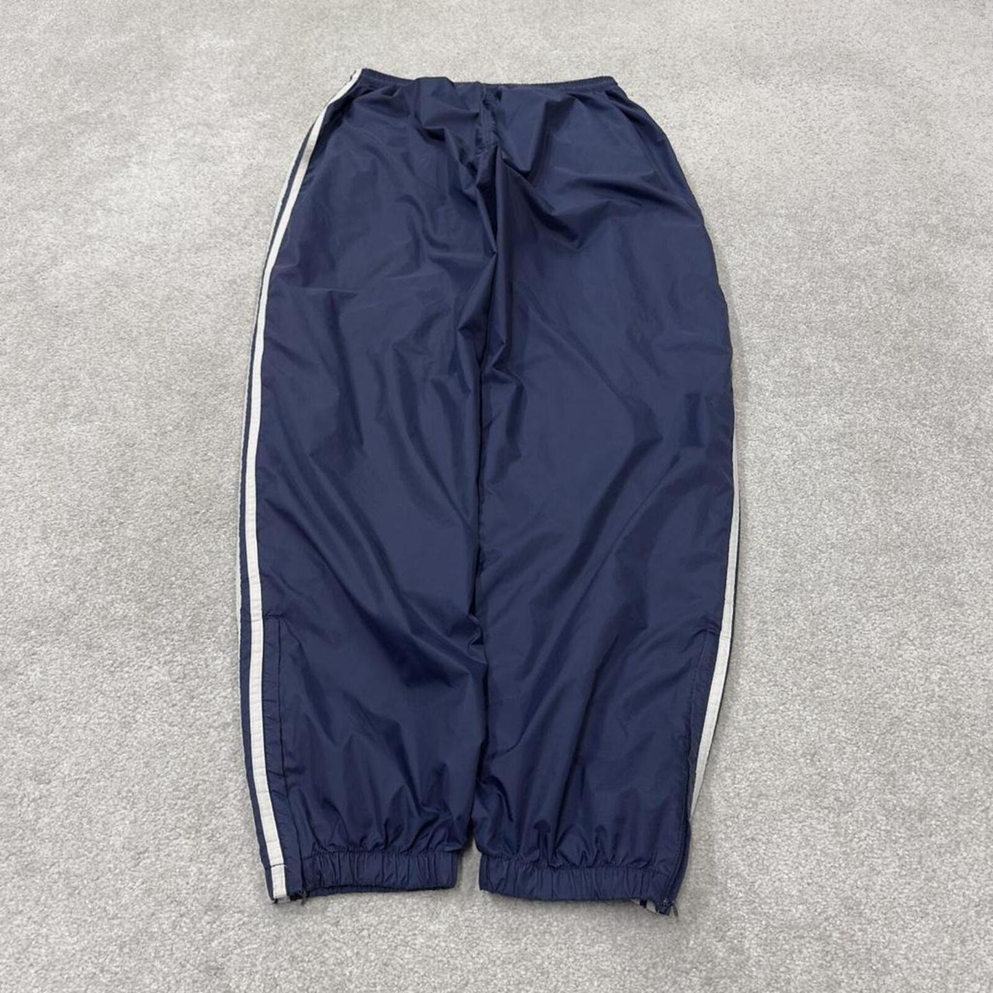 Vintage Y2K baggy Adidas tracksuit bottoms navy Loose-leg embroidered lined side stripe track pants