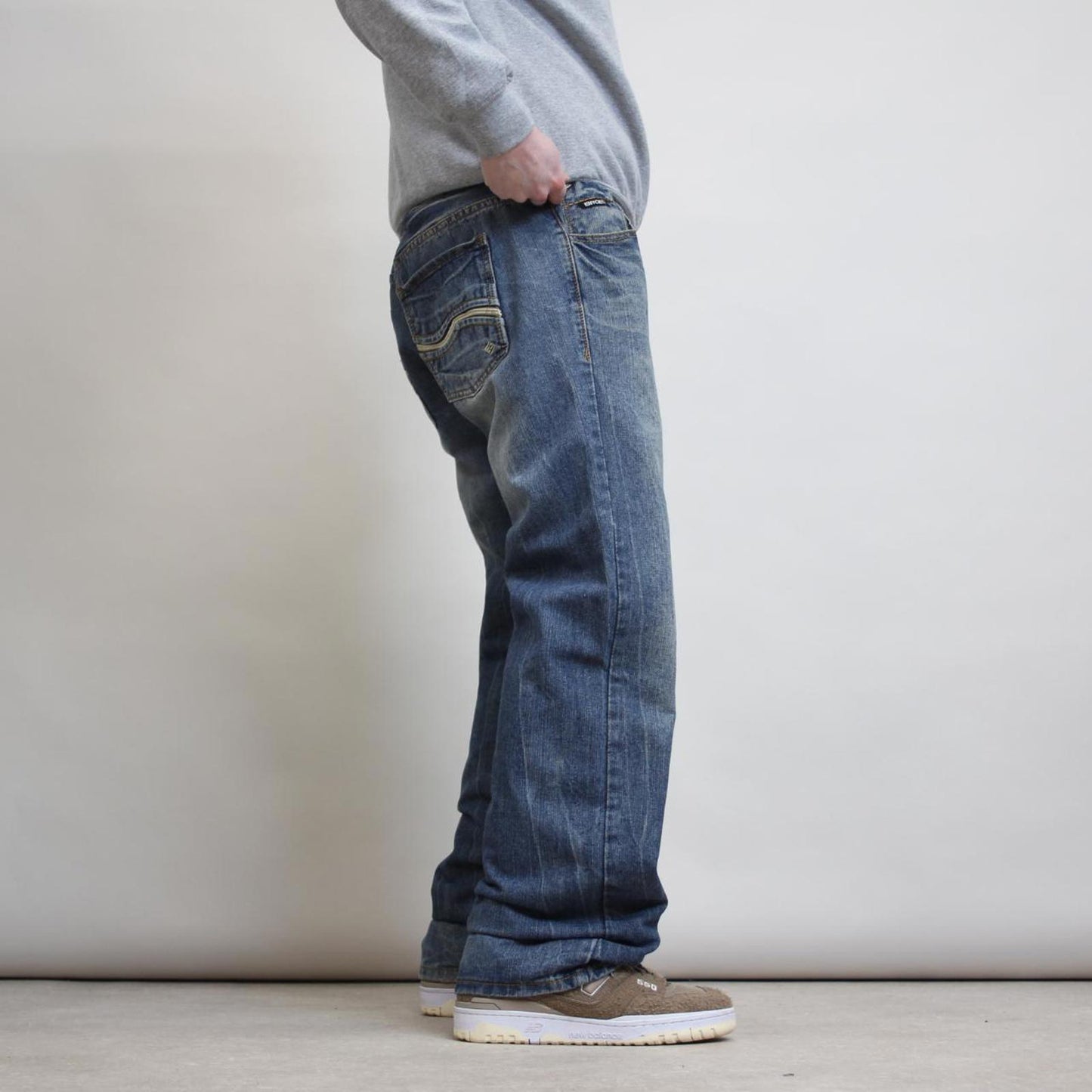 Y2K Enyce jeans Loose W36L32 denim skate pants embroidered design