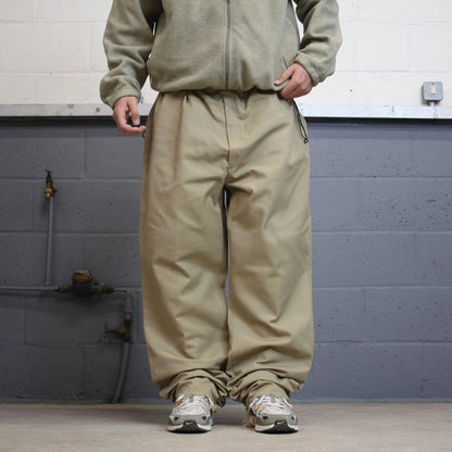 Vintage baggy 90s skater pants Khaki beige Red Kap chino twill style workwear trousers W48L36