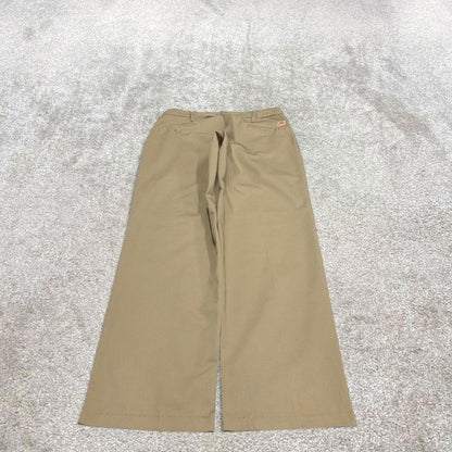 Vintage y2k baggy work pants loose beige Loosehino style skate trousers Red Kap workwear patch logo