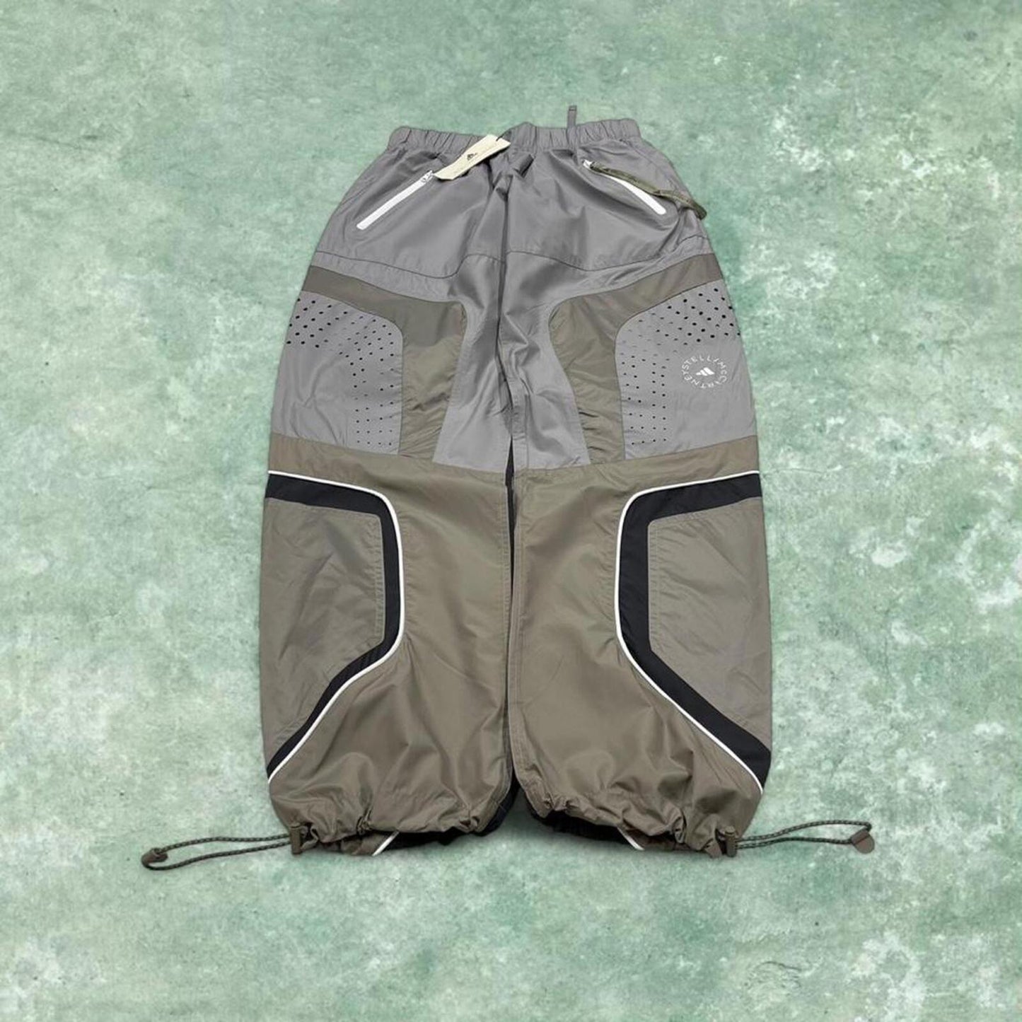 Adidas Stella McCartney tracksuit bottoms grey khaki Loose paneled unlined track pants adjustable
