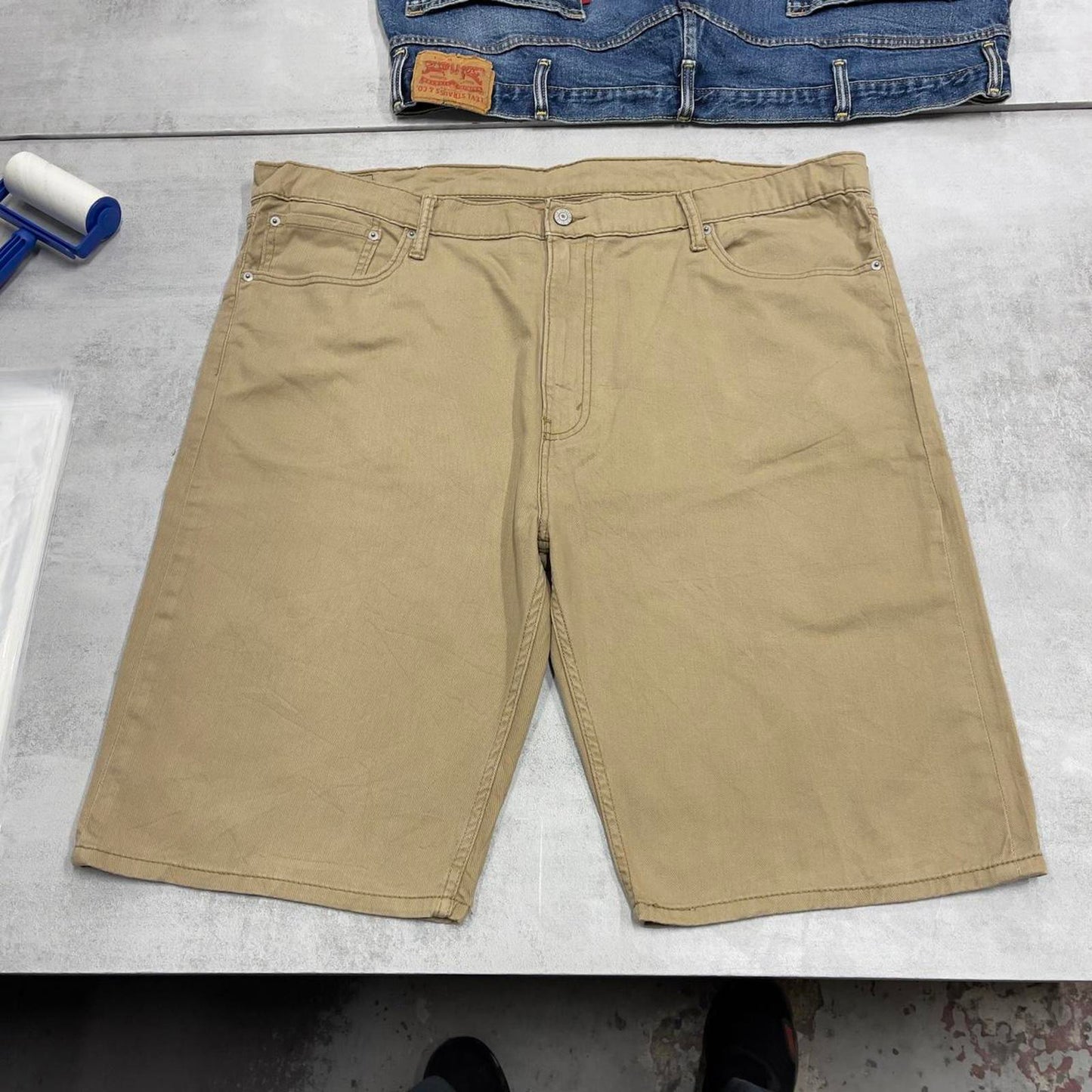 Levi’s Jorts W42
