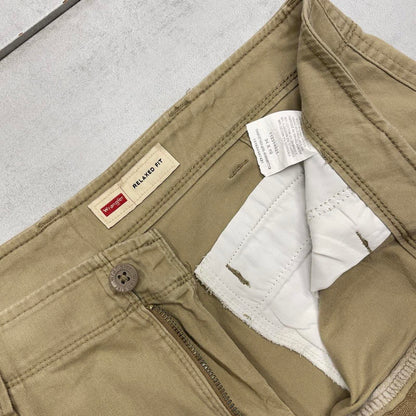 Baggy Wrangler cargo shorts W36