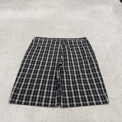 Dickies baggy checkered shorts carpenter black
