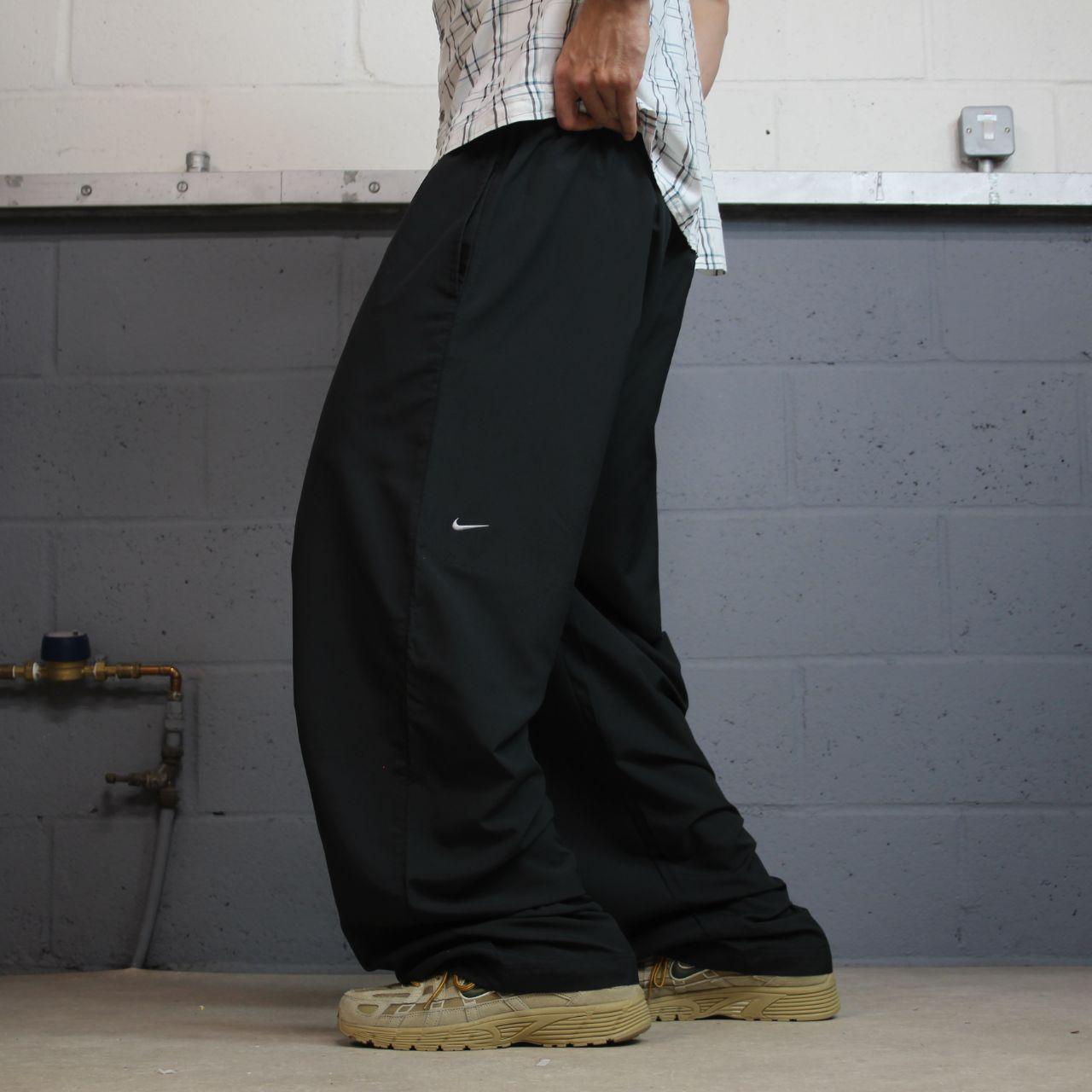 Nike Team baggy tracksuit bottoms y2k black XXL Embroidered Swoosh logo drawstring elasticat waist