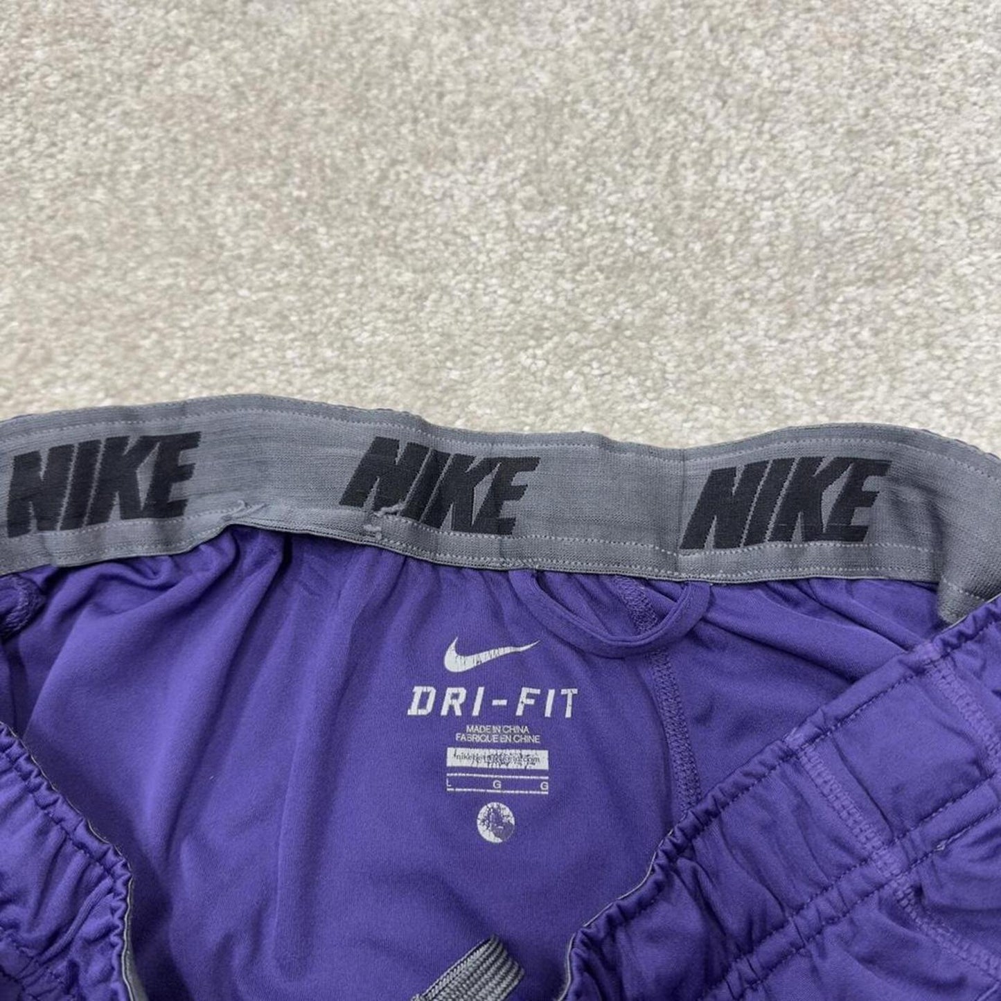 Loose Nike sports shorts y2k purple Elasticated comfy loose floaty summer gym shorts