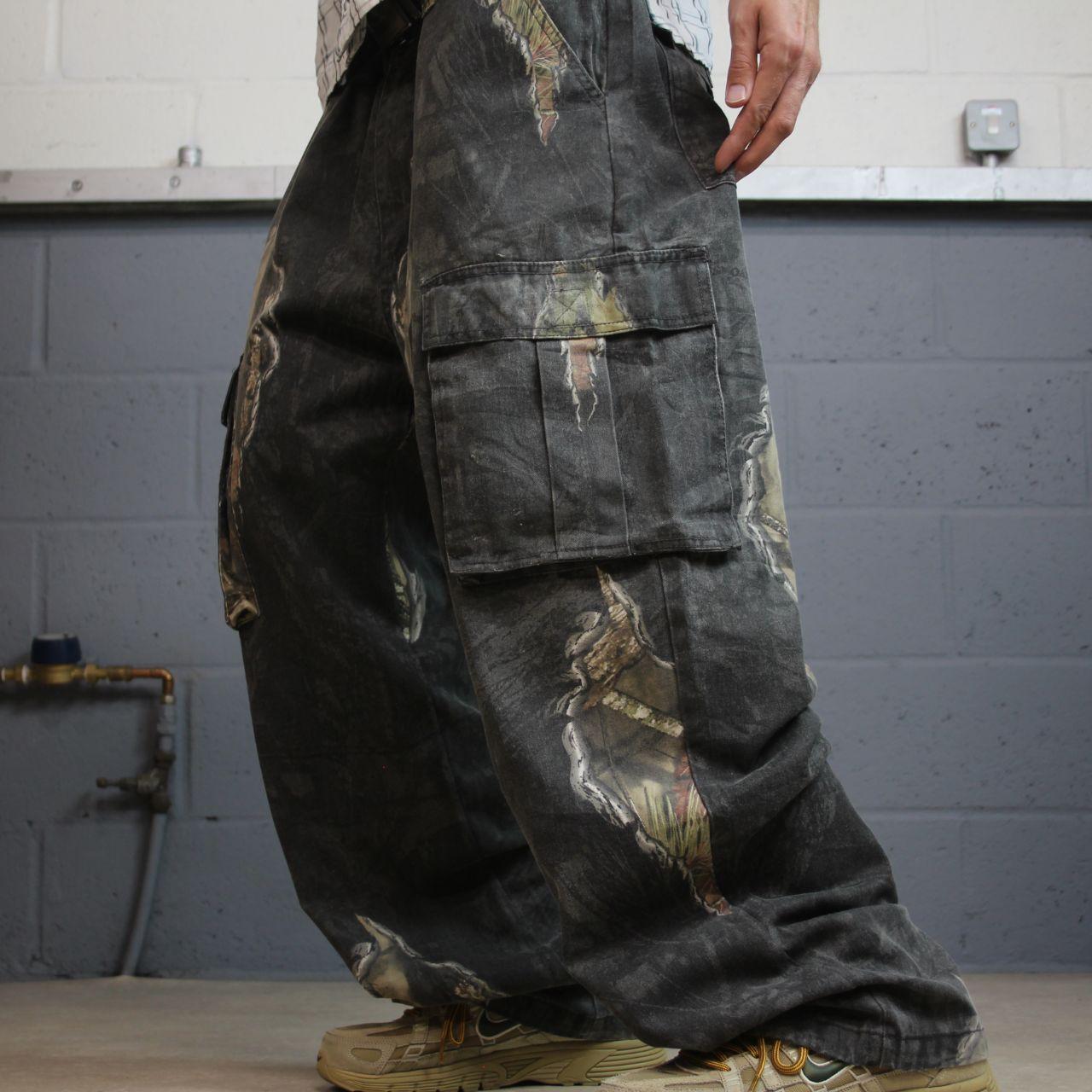 Vintage baggy Realtree camo cargo pants XL khaki grey Mossy oak loose camouflage hunting utility