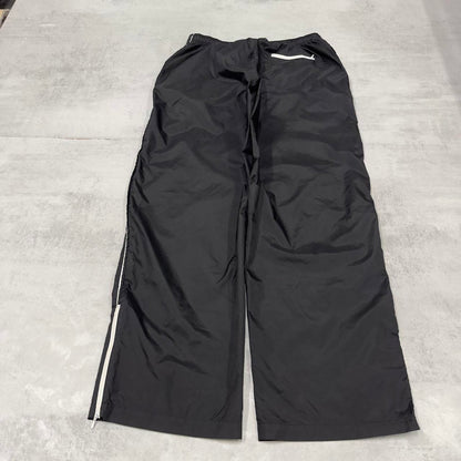 Black Baggy Nike trackies XL 16-18 loose y2k floaty leg joggers embroidered logo