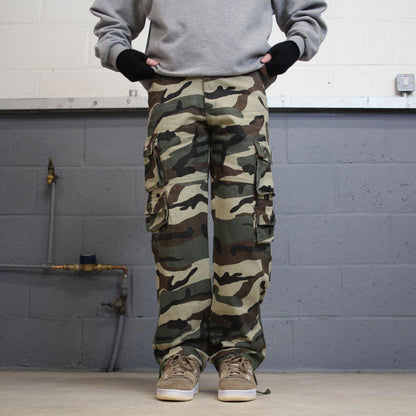 Camo cargo pants W30L31 khaki green camouflage straight y2k style cargo trousers