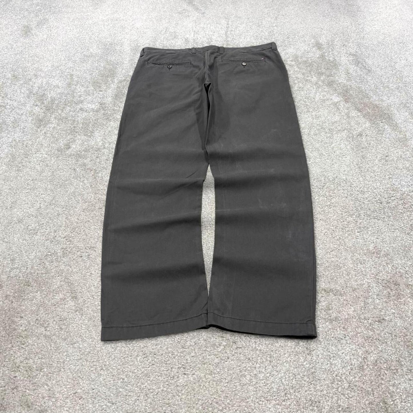 Y2K Tommy Hilfiger chino pants 34x30 grey