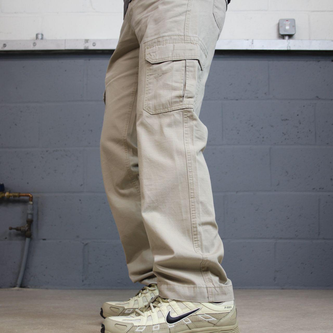 Eddie Bauer cargo pants y2k beige W30L32 Straight leg skater utility work pants