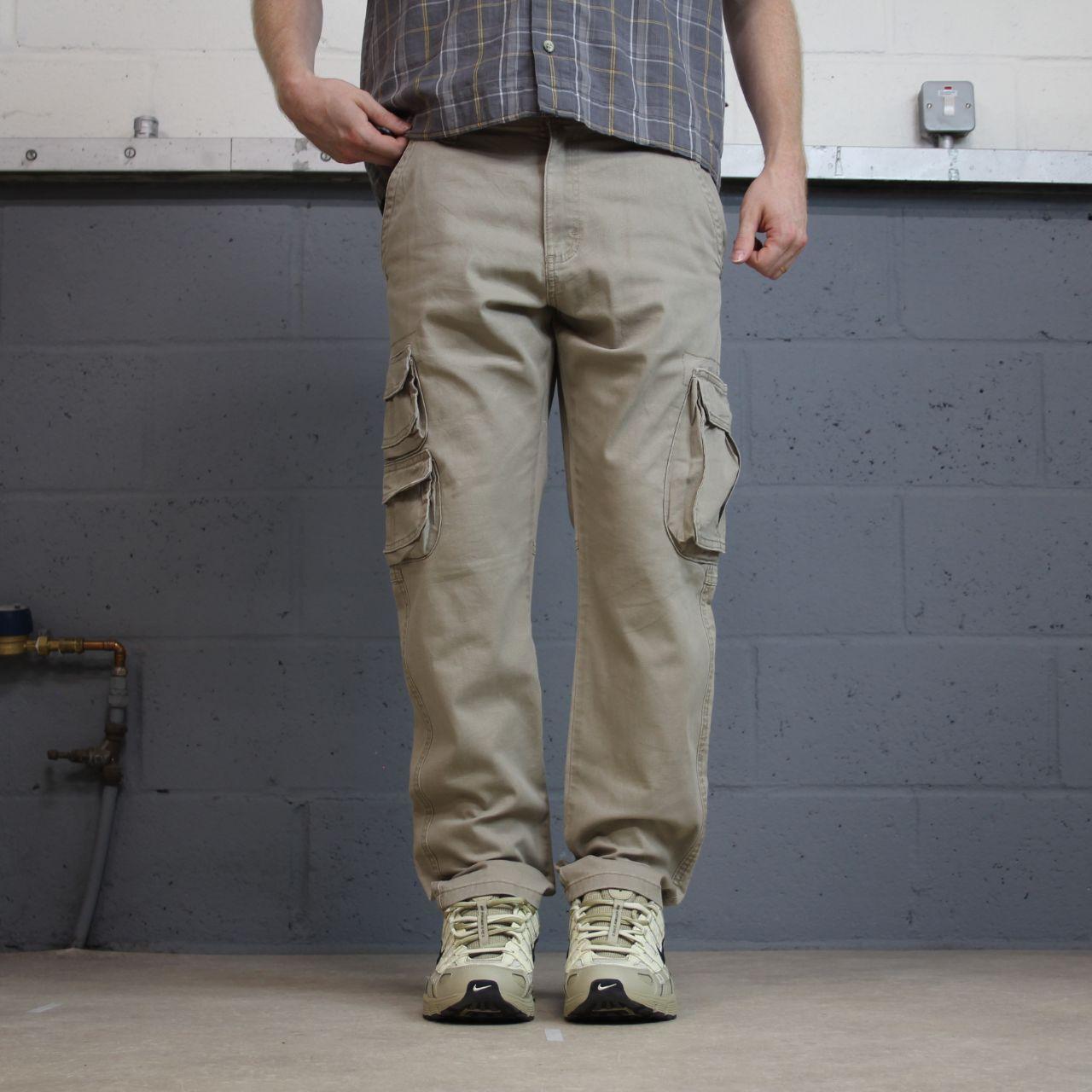 Wrangler cargo pants y2k beige W33L30 Slim Straight leg relaxed skater work pants