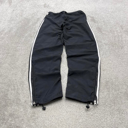 00s y2k Adidas tracksuit bottoms Black Small sportswear track pants gym wear
