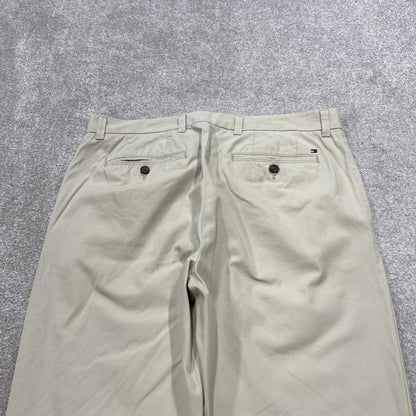 Tommy Hilfiger chino pants beige Straight leg chino style preppy summer trousers