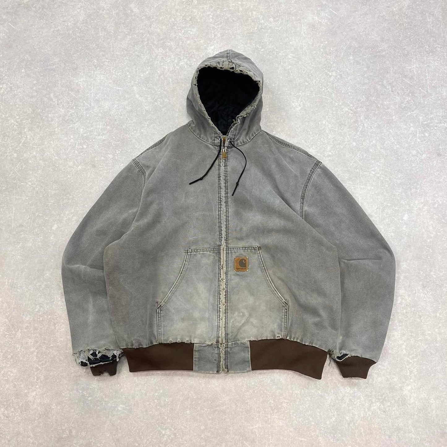 Vintage brown Carhartt hooded active jacket 2XL (fits XL) 90s style thick bomber