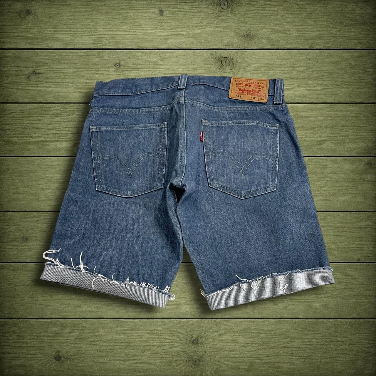 Y2K Levi’s denim shorts W32 blue 100% cotton denim jorts with red tab logo