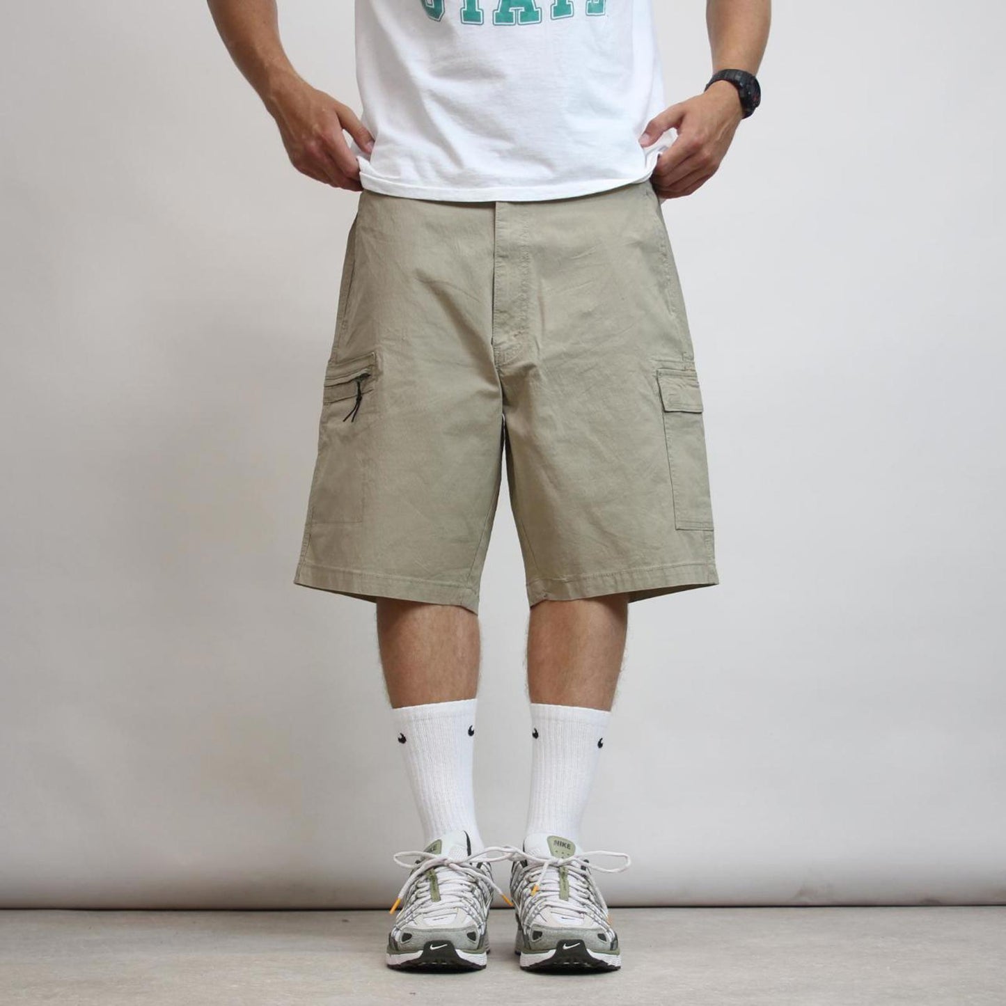 Mens Levis Denizen cargo shorts W40