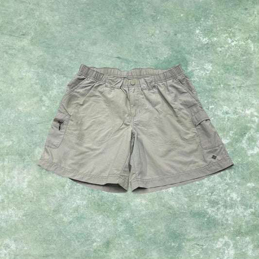Y2K Columbia technical hiking cargo shorts grey Lightweight floaty tech shorts