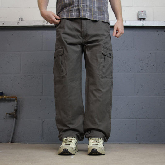Wrangler cargo pants y2k khaki grey Straight leg skater work utility pants
