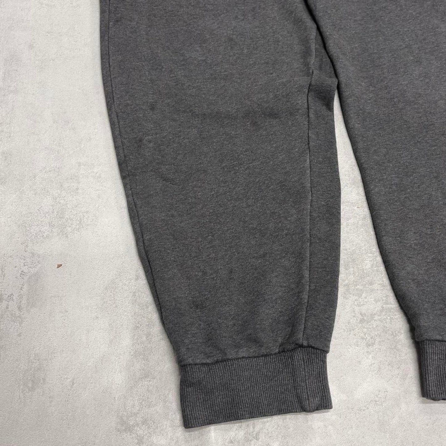 Y2k Puma tracksuit bottoms XXL men's grey joggers sports gym wear casual streetwear trackies comfort