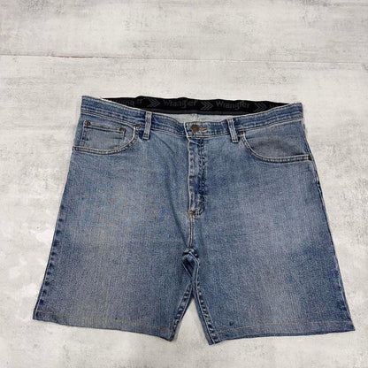 Mens Wrangler jorts W40
