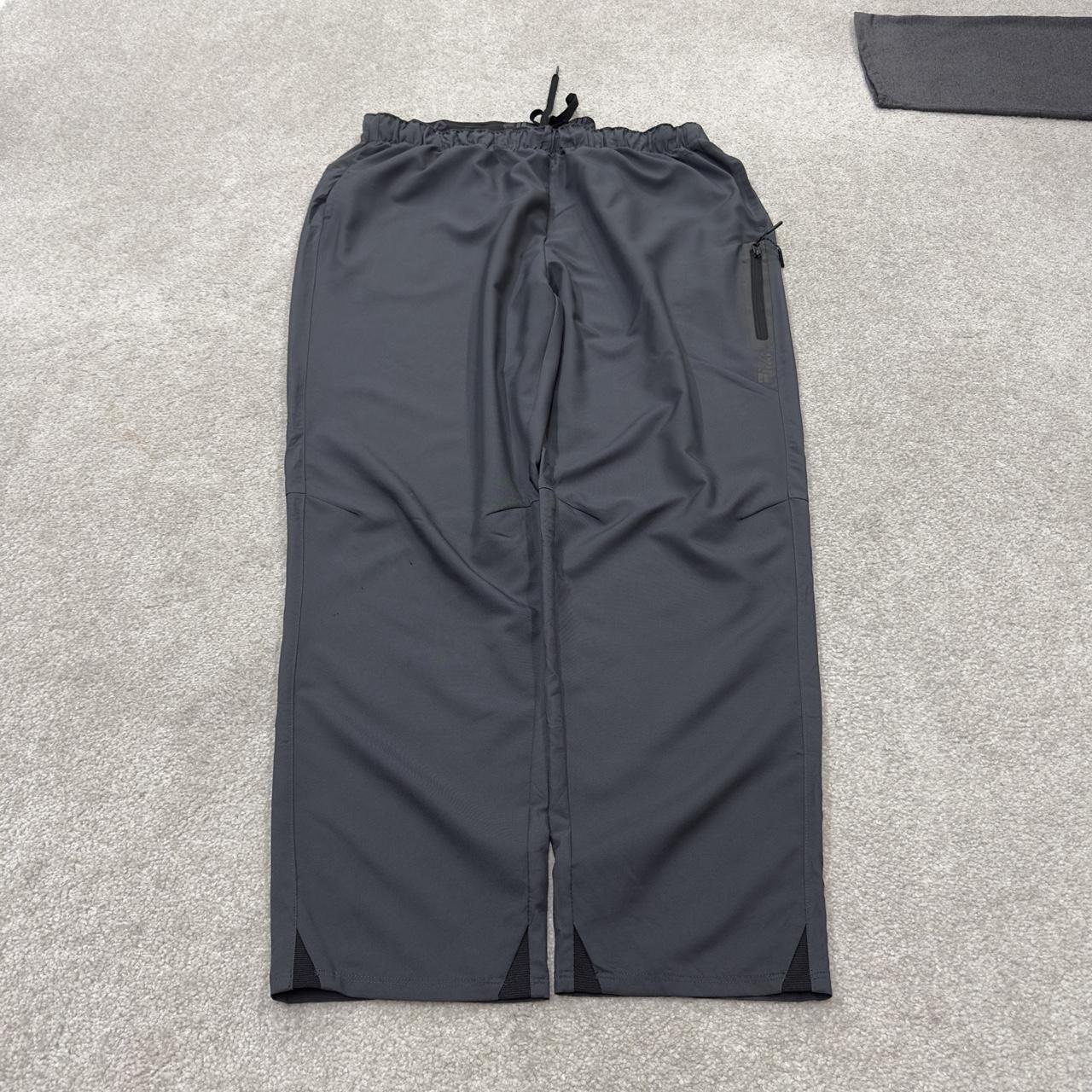 Y2K Fila tracksuit bottoms loose grey XXL Floaty leg 2000s style casual track pants