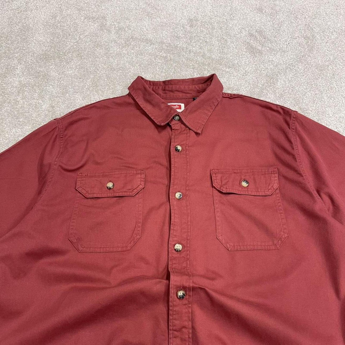 Wrangler boxy fit short sleeve shirt red Boxy surf style shirt summer festival