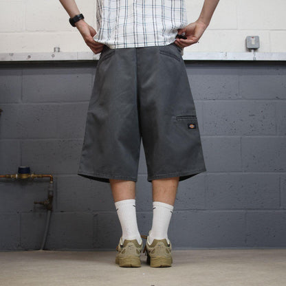 Dickies baggy carpenter shorts grey Chino style skater shorts long wide leg festival