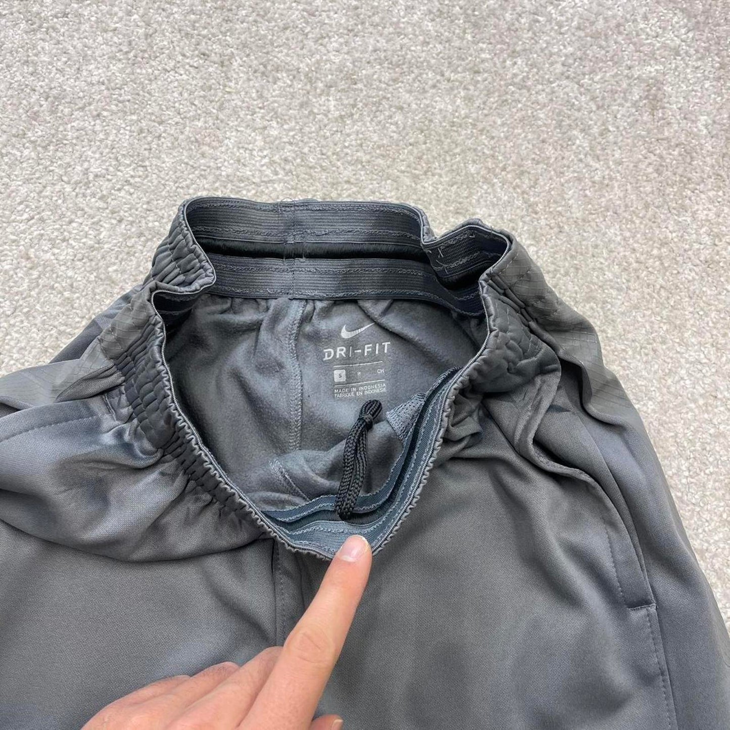 Grey loose Nike joggers Small y2k style Dri-Fit sweatpants Swoosh logo track pants