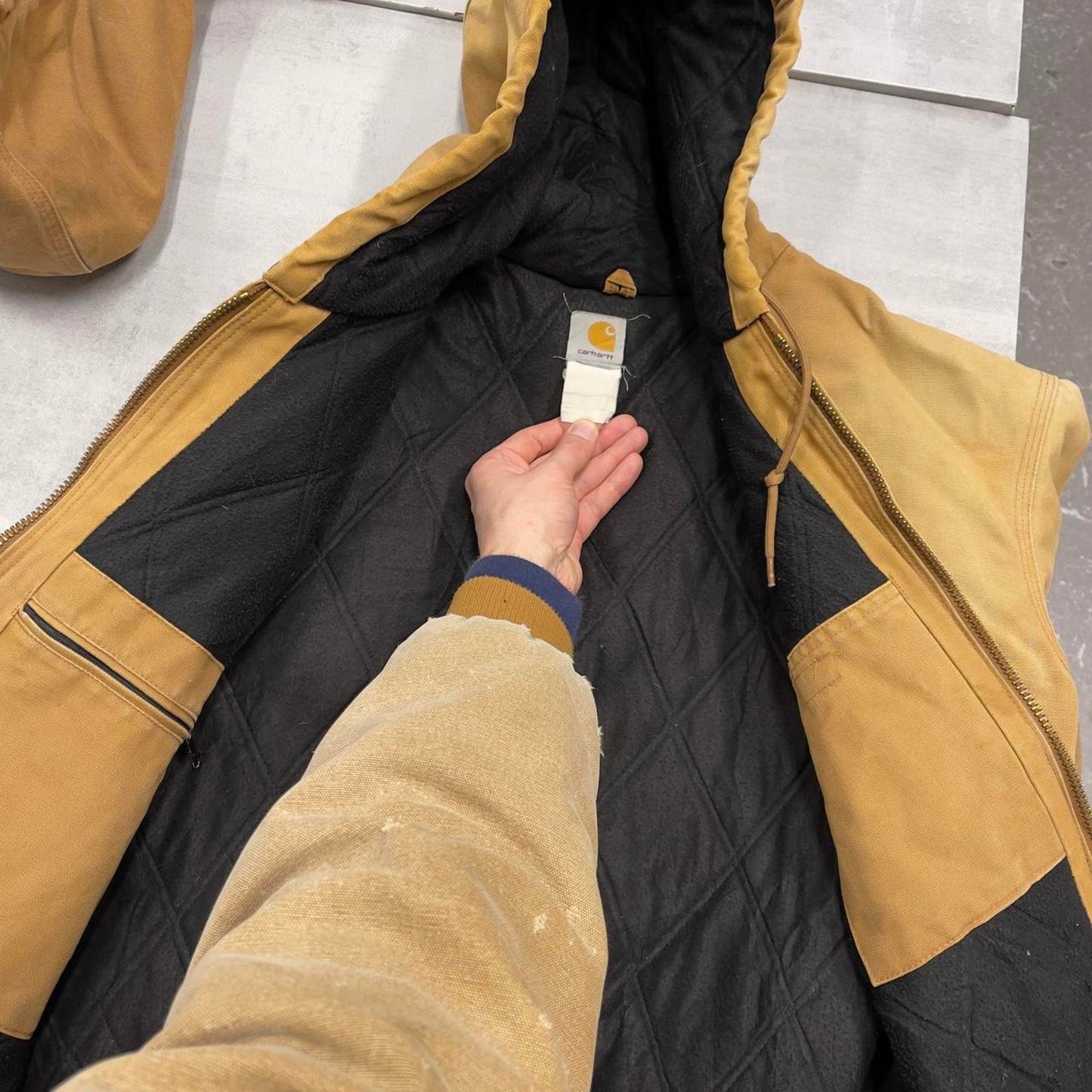 Vintage hooded Carhartt jacket XL hamilton brown canvas bomber style workwear