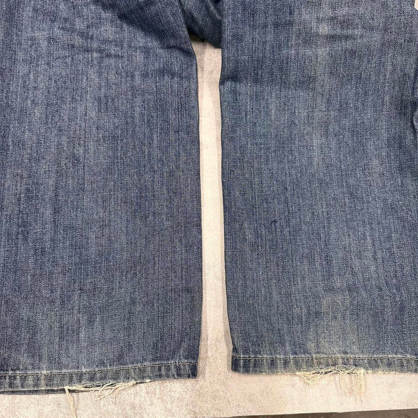 Blue Ecko Unltd jeans W38L33 embroidered y2k style