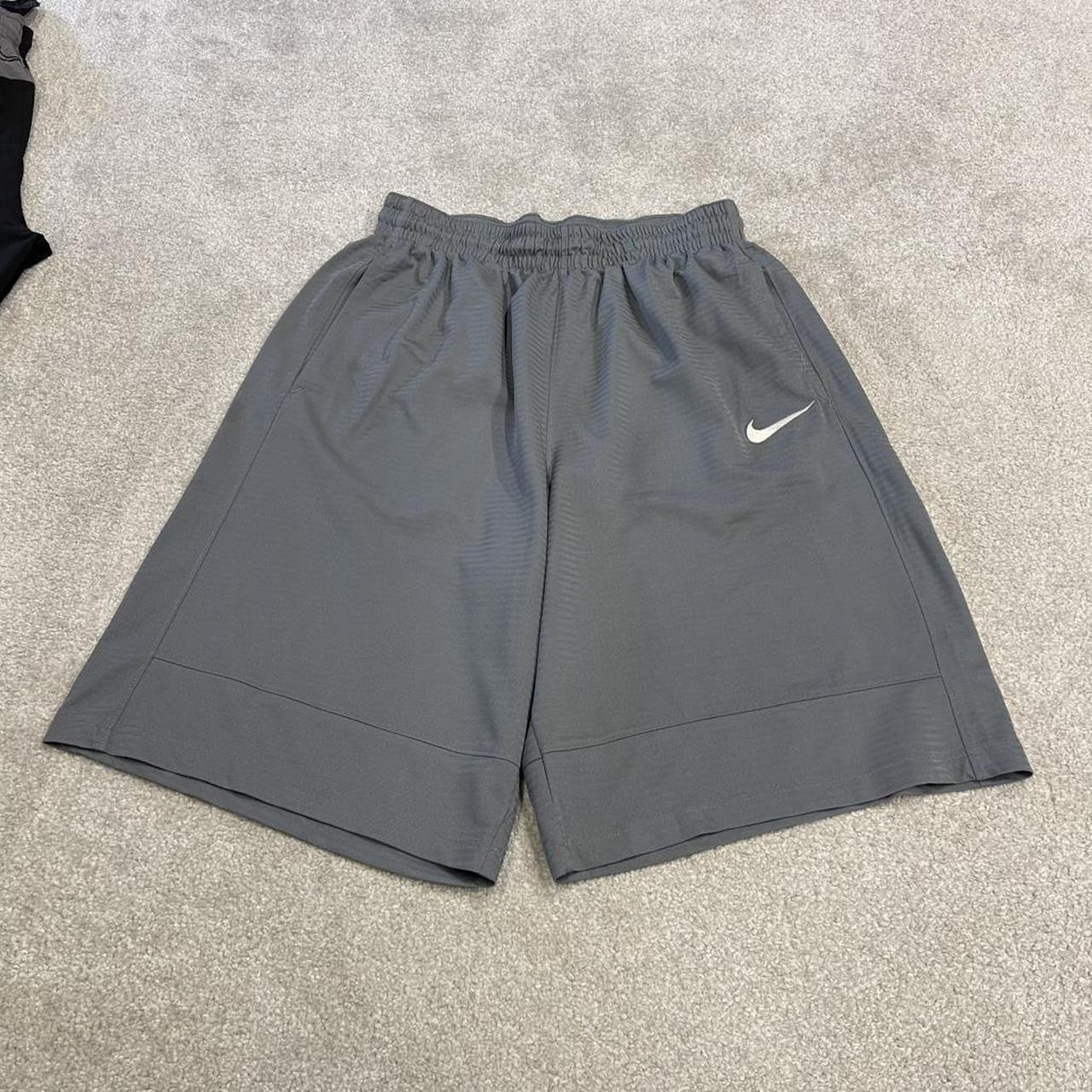Nike sports shorts y2k grey Comfy loose floaty summer gym shorts
