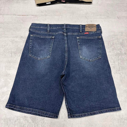 Mens Wrangler jorts W36
