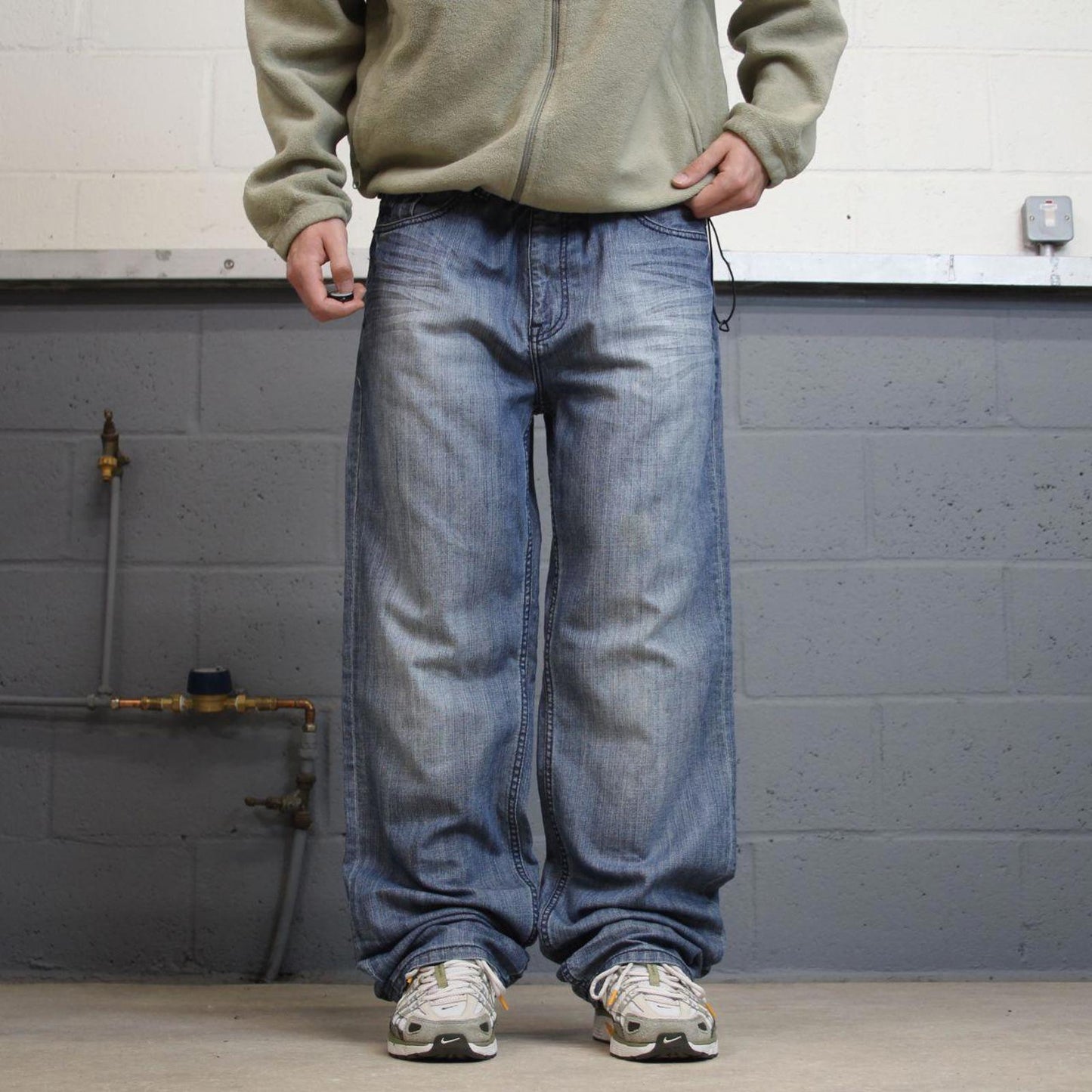 Y2K baggy Ecko Unltd jeans embroidered blue Loose fit wide leg denim skater style pants
