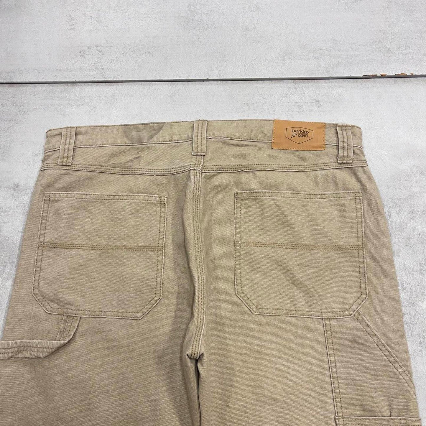 Berkley Jensen carpenter jeans W38L30 beige grey loose skater style cargos