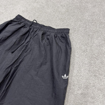 Vintage y2k Adidas tracksuit bottoms black Loose leg 2000s style casual track pants