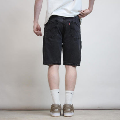 Mens Levi’s 505 jorts W34