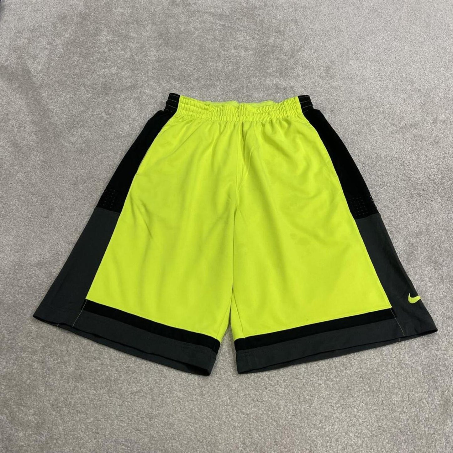 Baggy Nike sports shorts y2k green Basketball style comfy loose floaty summer gym shorts