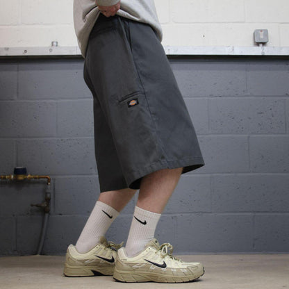 Dickies baggy Y2K carpenter shorts skater style grey Loose chino long leg style summer festival
