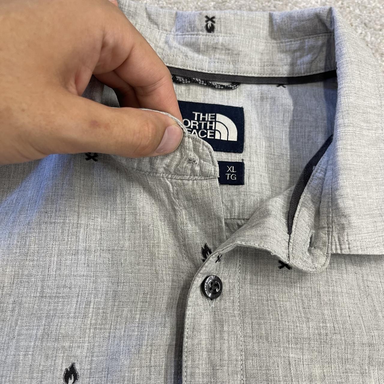 North Face funky pattern short sleeve shirt grey TNF surf style summer festival shirt