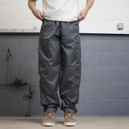 Vintage baggy Nike trackies M loose floaty leg y2k track pants embroidered logo