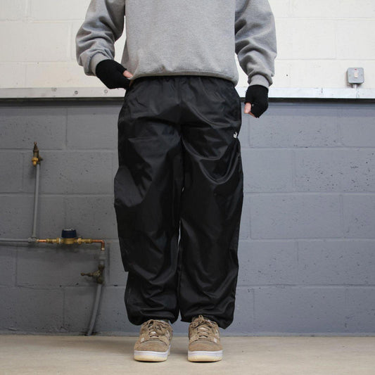 Baggy Puma trackies Large loose y2k floaty leg joggers embroidered logo shell suit pants
