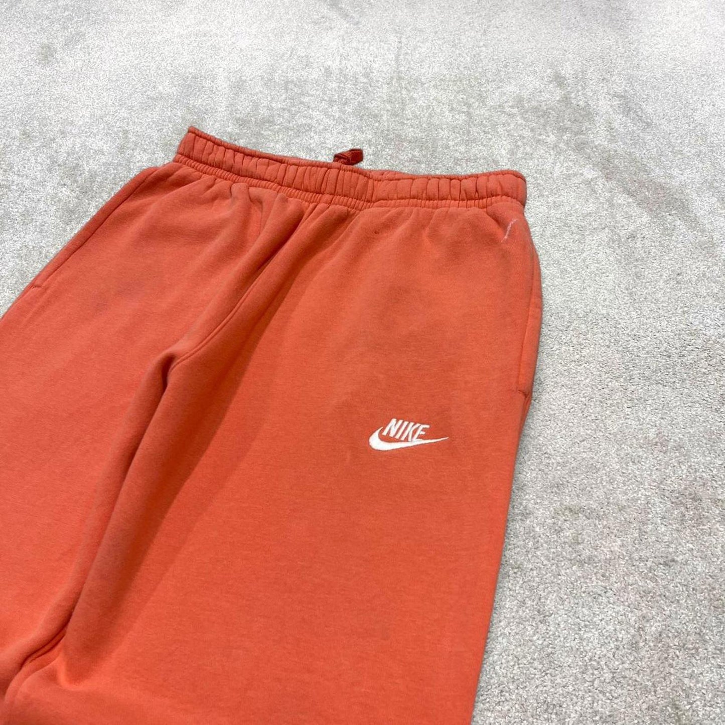 Peach Nike sweatpants Medium loose y2k style joggers Swoosh logo gym wear track pants casual sporty