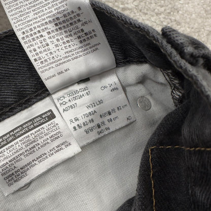 Black Levi’s 550 jeans y2k W30L29 Levi’s straight leg 550 red tab logo pants