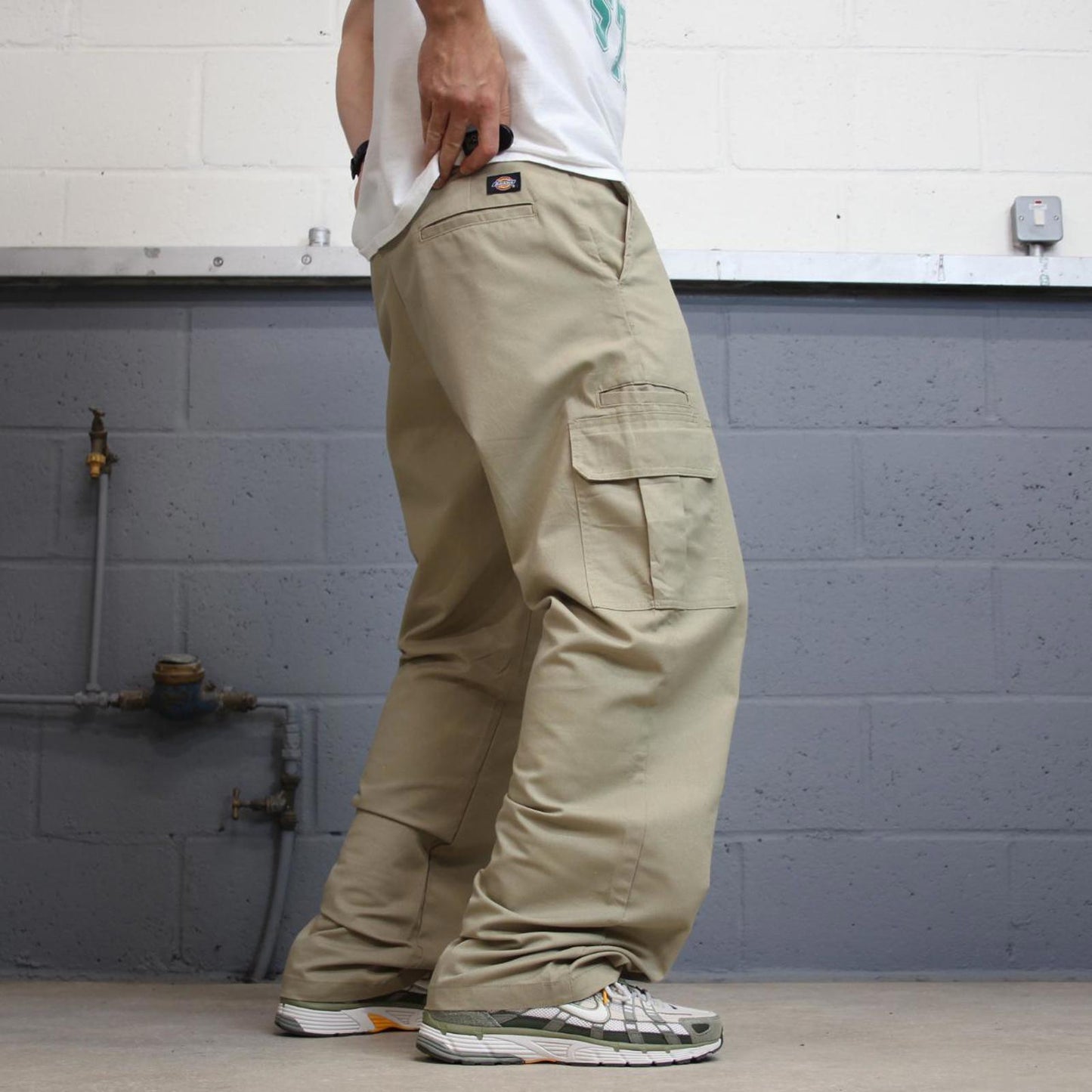 Dickies cargo skate Pants W36L34 Khaki twill style chino cargo trousers skater style