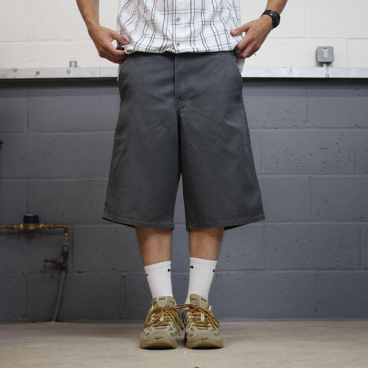 Dickies baggy carpenter shorts grey Chino style skater shorts long wide leg festival
