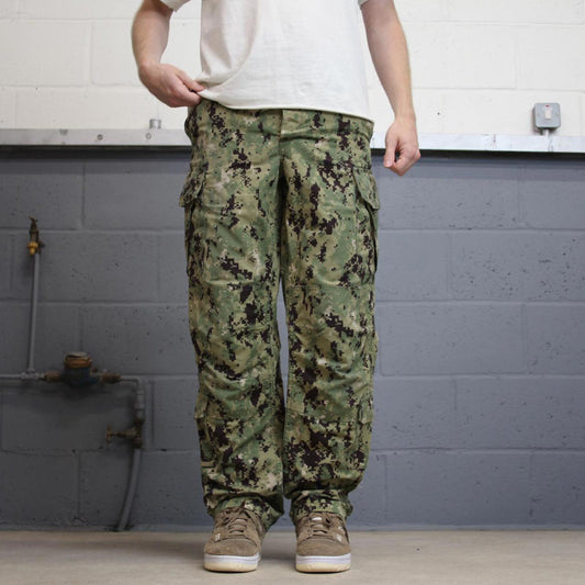 US Navy cargo pants Small baggy green USN digital camouflage trousers double knee adjustable cuffs
