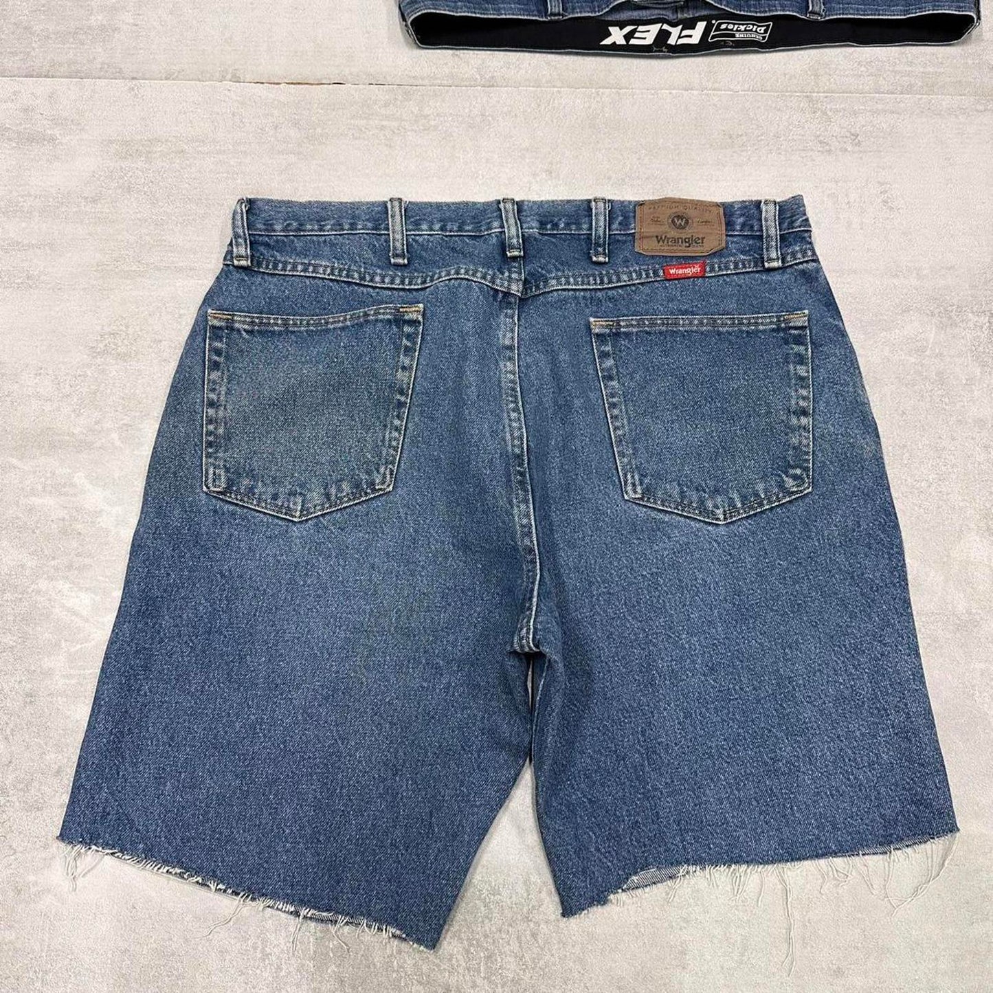 Mens Wrangler Jorts W38